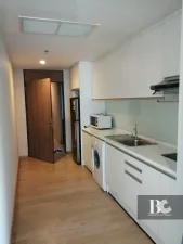 โนเบิล รีมิกซ์ (Noble Remix) คอนโดติดรถไฟฟ้า BTS ทองหล่อ พร้อมทางเชื่อ Sky Walk เชื่อต่อตรงเข้าคอนโดได้ทันที