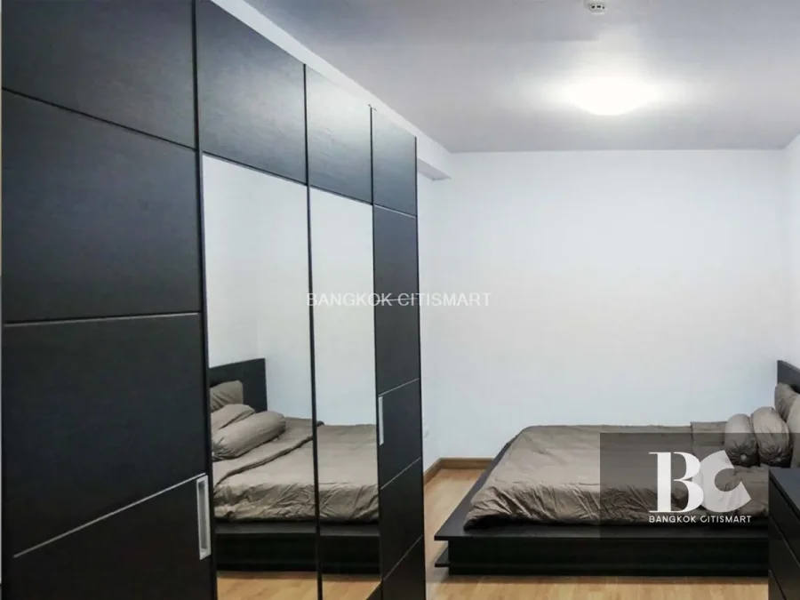 Supalai Park
Ekkamai ThongLor