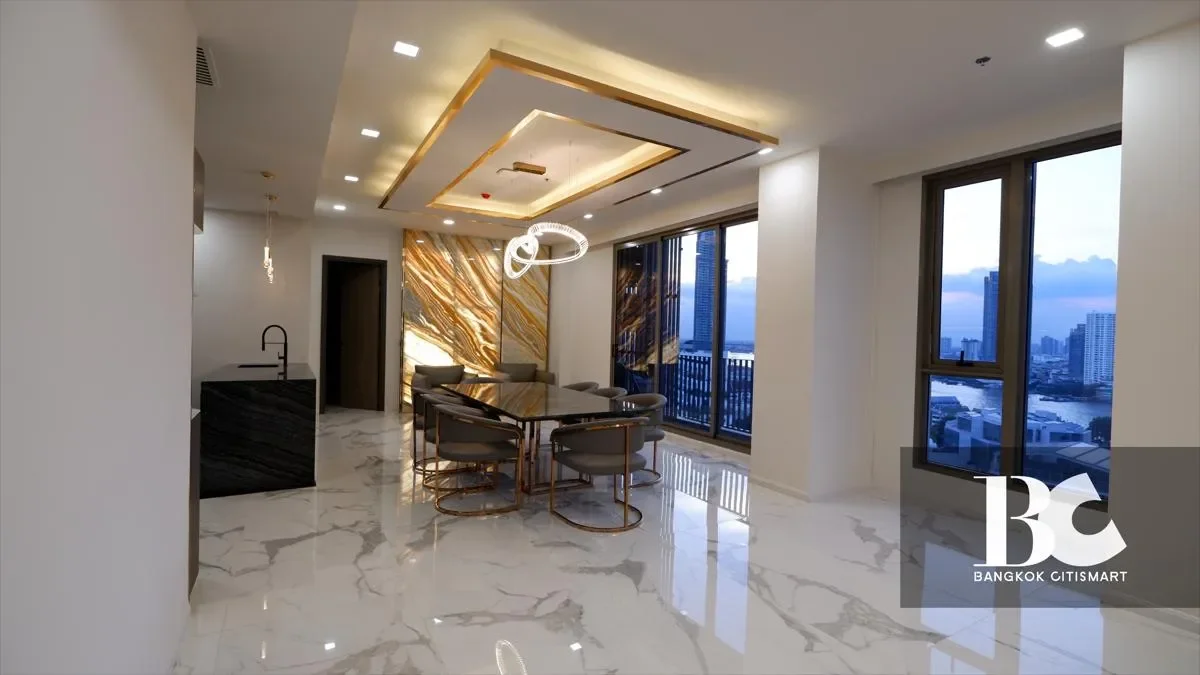 RHYTHM
Charoenkrung Pavillion