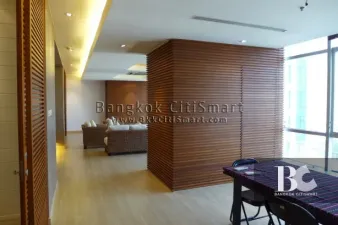 บ้านสาทรเจ้าพระยา คอนโดริมน้ำ 3 นาทีจาก BTS ตากสิน หรือ กรุงธนบุรี ทุกยูนิตในโครงการมองเห็นวิวแม่น้ำ ทั้ง 2 ฝั่งน้ำ