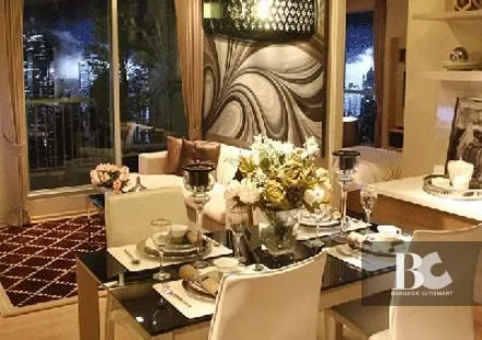 รึทึ่ม สุขุมวิท 50    คอนโดริมถนนสุขุมวิท 50 ใกล้ห้าง TESO LOTUS, ทางด่วน สุขุมวิท 50  และ BTS อ่อนนุชเพียง 15 เมตร