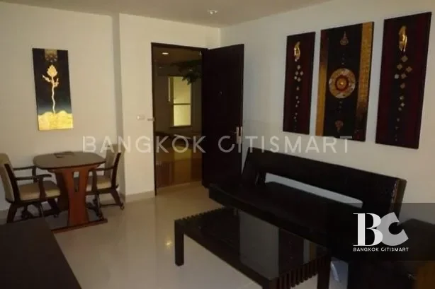 ดิ แอดเดรส สุขุมวิท 42 คอนโดบูติค สุดหรู ใจกลางกรุงเทพ เพียงแค่ 250 เมตร หรือเพียง 5 นาที ถึง BTS เอกมัย