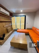 ICONIC LANDMARK ใจกลางห้าแยกลาดพร้าว คุ้ม ครบครัน ตอบรับทุกไลฟ์สไตล์ รองรับการพักผ่อนอย่างเป็นส่วนตัว ไปกับ Highlight Facility คือ Iconic Lobby, Rooftop Facilities และ Panoramic Health Club แบบ 24 ชั่วโมง Sky Work Space พร้อมเปิดรับวิวเมืองแบบ 360 องศา หร