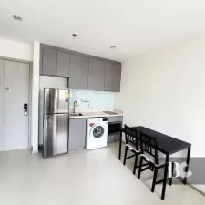 RHYTHM
Sukhumvit 36-38