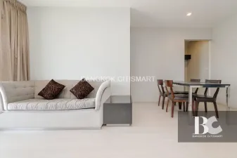 RHYTHM Sukhumvit 44/1