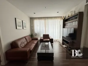 The Room
Sathorn-Taksin