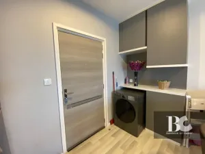 THE KEY
Sathorn Charoenraj