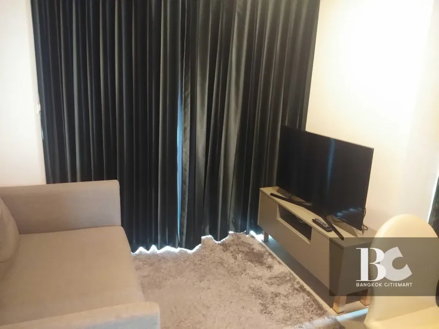 Metro Luxe Rose Gold
Phahol-Sutthisan