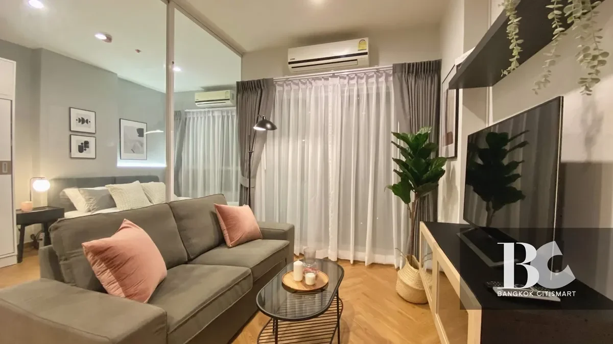 The Tempo Grand
Sathorn-Wutthakat