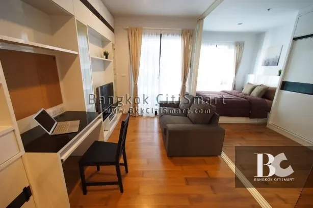 เดอะ เวอทิคัล อารีย์ คอนโดใกล้สถานีรถไฟฟ้า BTS อารีย์ ด้วยจำนวนเพียง 189 ยูนิต ทำให้มีความเป็นส่วนตัว สงบเงียบ