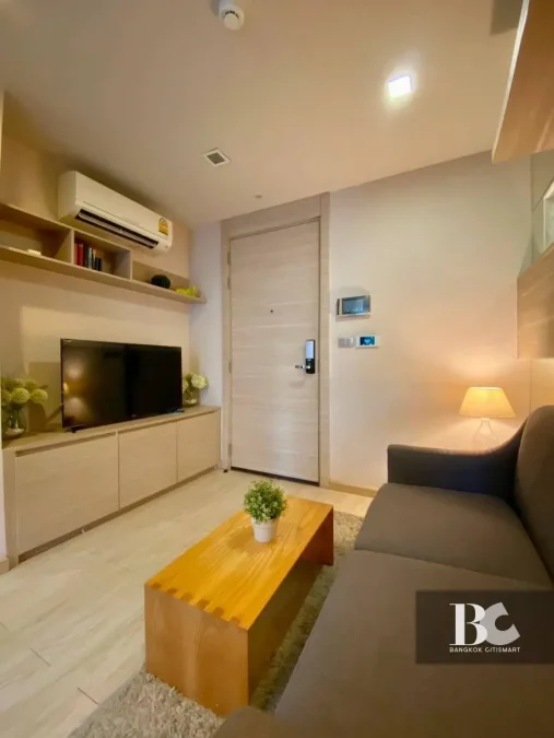 T-One
Phaholyothin 32