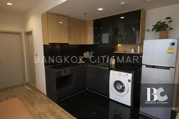 THE LINE
Jatujak Mochit