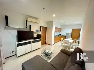 วิลล่า สาทร คอนโดหรู ใกล้ BTS กรุงธนบุรี เดินทางสะดวกสบายสู่สาทร