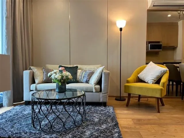 ขายพร้อมผู้เช่าคอนโดมิเนียม คิว ชิดลม-เพชรบุรี  64 sq.m, 2 ห้องนอน