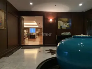 ขายคอนโดมิเนียม ลาส โคลินาส  698.47 sq.m, 5 ห้องนอน Pent House