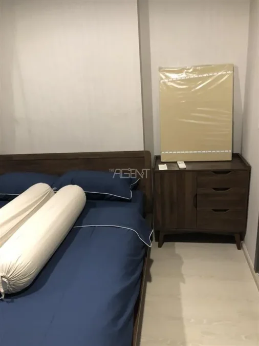 ขายพร้อมผู้เช่าคอนโดมิเนียม ไอดีโอ ท่าพระ อินเตอร์เชนจ์  27.4 sq.m,  ห้องนอน Studio