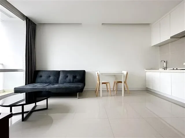 ขายพร้อมผู้เช่าคอนโดมิเนียม ทีซี กรีน พระราม 9  40 sq.m, 1 ห้องนอน