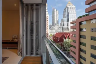 ขายคอนโดมิเนียม ศาลาแดง เรสซิเดน  61.42 sq.m, 1 ห้องนอน