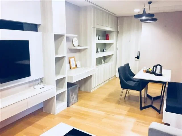 ขายพร้อมผู้เช่าคอนโดมิเนียม เดอะ ลุมพินี 24  55.02 sq.m, 2 ห้องนอน