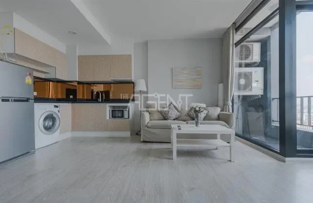 ขายพร้อมผู้เช่าคอนโดมิเนียม อัพ เอกมัย  45 sq.m, 1 ห้องนอน