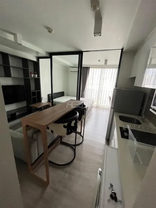 ขายพร้อมผู้เช่าคอนโดมิเนียม มาเอสโตร 02 ร่วมฤดี  29 sq.m, 1 ห้องนอน