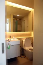 ขายคอนโดมิเนียม เดอะ ลุมพินี 24  54.27 sq.m, 2 ห้องนอน