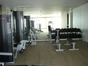 ขายพร้อมผู้เช่าคอนโดมิเนียม เดอะ เลค  110 sq.m, 2 ห้องนอน