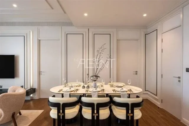 ขายพร้อมผู้เช่าคอนโดมิเนียม มิวนีค หลังสวน  123.29 sq.m, 3 ห้องนอน