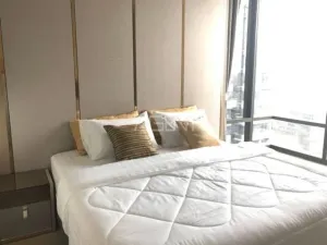 ขายพร้อมผู้เช่าคอนโดมิเนียม แอชตัน สีลม  35 sq.m, 1 ห้องนอน