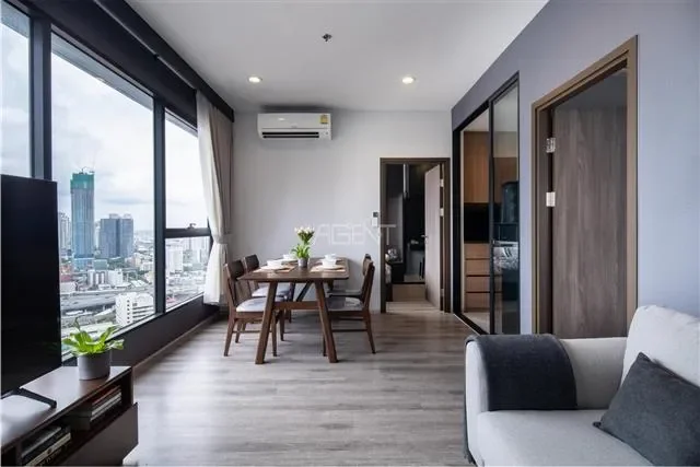 ขายพร้อมผู้เช่าคอนโดมิเนียม ไอดีโอ โมบิ อโศก  53.73 sq.m, 2 ห้องนอน