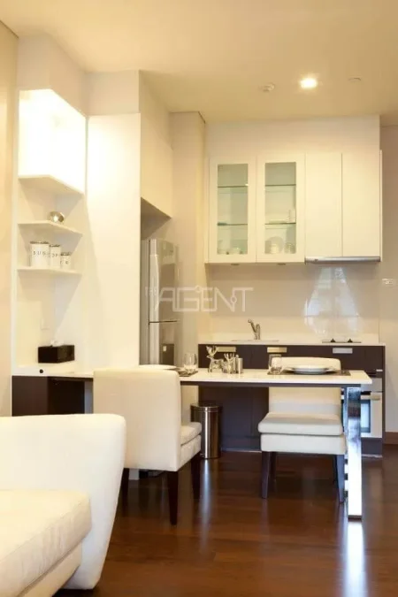 ขาย และให้เช่าคอนโดมิเนียม ไอวี่ ทองหล่อ  42 sq.m, 1 ห้องนอน