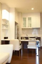 ขาย และให้เช่าคอนโดมิเนียม ไอวี่ ทองหล่อ  42 sq.m, 1 ห้องนอน