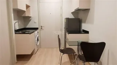 ขายพร้อมผู้เช่าคอนโดมิเนียม โนเบิล รีวอลฟ์ รัชดา 2  25.25 sq.m, 1 ห้องนอน