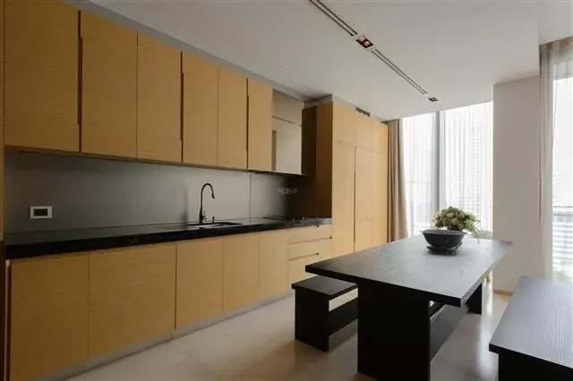 ขายคอนโดมิเนียม ศาลาแดง เรสซิเดน  101 sq.m, 2 ห้องนอน