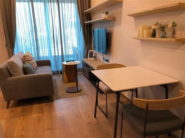 ขายพร้อมผู้เช่าคอนโดมิเนียม คิว ชิดลม-เพชรบุรี  45 sq.m, 1 ห้องนอน