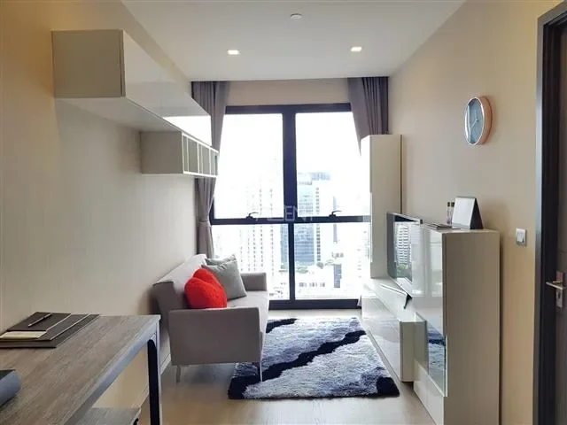 ขายพร้อมผู้เช่าคอนโดมิเนียม แอชตัน อโศก  31 sq.m, 1 ห้องนอน