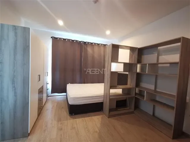 ขายพร้อมผู้เช่าคอนโดมิเนียม ไอดีโอ วุฒากาศ  21.69 sq.m,  ห้องนอน Studio