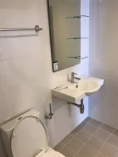 ขายพร้อมผู้เช่าคอนโดมิเนียม ไอดีโอ สาทร-ท่าพระ  30 sq.m, 1 ห้องนอน