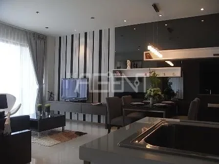 ขายคอนโดมิเนียม ดิ เอ็มโพริโอ เพลส  65.35 sq.m, 1 ห้องนอน