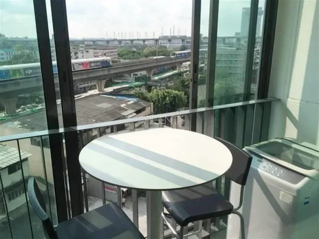 ขายพร้อมผู้เช่าคอนโดมิเนียม ไอดีโอ บลูโคฟ สุขุมวิท  26.7 sq.m,  ห้องนอน Studio