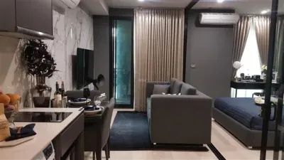 ขายพร้อมผู้เช่าคอนโดมิเนียม เวนิโอ สุขุมวิท 10  24.4 sq.m,  ห้องนอน Studio