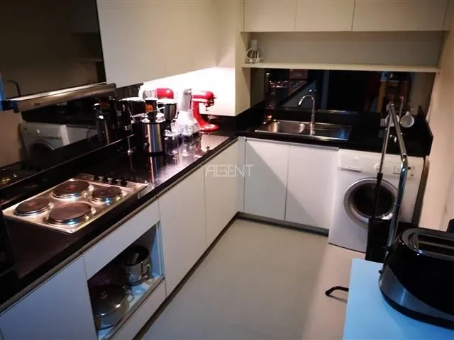 ขายพร้อมผู้เช่าคอนโดมิเนียม สกาย วอล์ค & เวลท์ส เรสซิเดนเซส  109 sq.m, 2 ห้องนอน