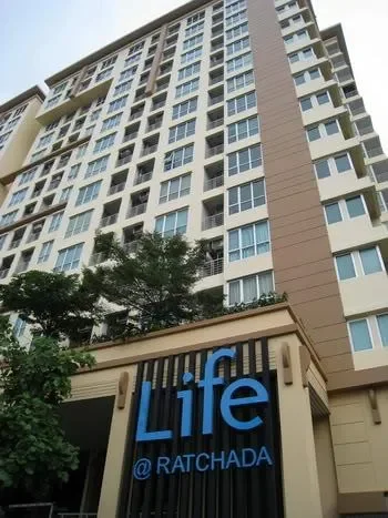 ขายพร้อมผู้เช่าคอนโดมิเนียม ไลฟ์ รัชดา  69 sq.m, 1 ห้องนอน