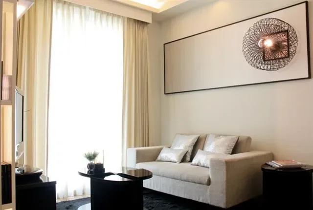 ขายพร้อมผู้เช่าคอนโดมิเนียม ทรู ทองหล่อ  56 sq.m, 2 ห้องนอน