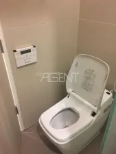 ขายพร้อมผู้เช่าคอนโดมิเนียม เดอะ ลุมพินี 24  65 sq.m, 2 ห้องนอน