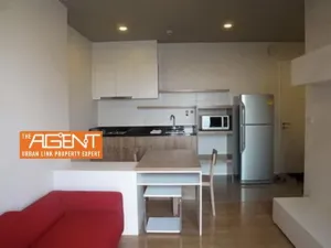 ขายพร้อมผู้เช่าคอนโดมิเนียม บลอคส์ 77  39.5 sq.m, 1 ห้องนอน