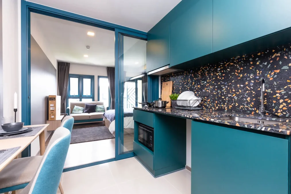 เดอะเบสสุขุมวิท 50 ให้คุณค้นพบชีวิตที่เป็นที่สุดในทุกมิติ