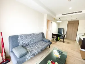 6.29 MB (รวมทุกอย่าง) - 1 นอน มีอ่าง บนทำเลดีๆ คอนโดเชื่อมต่อเข้า BTS ทองหล่อ สะดวกสบายใกล้ห้างหรู