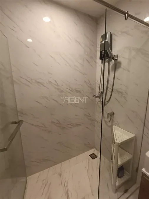 ขายพร้อมผู้เช่าคอนโดมิเนียม ไอดีโอ โมบิ สุขุมวิท อีสต์พอยท์  26.96 sq.m, 1 ห้องนอน