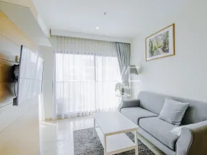 สตูดิโอ แต่งสวยๆ กั้นห้องเป็นสัดส่วน ชั้นสูง 20+ บนสุดยอดทำเล คอนโดเชื่อมต่อเข้า BTS ทองหล่อ